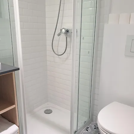 Ξενοδοχείο Des Bains 2*